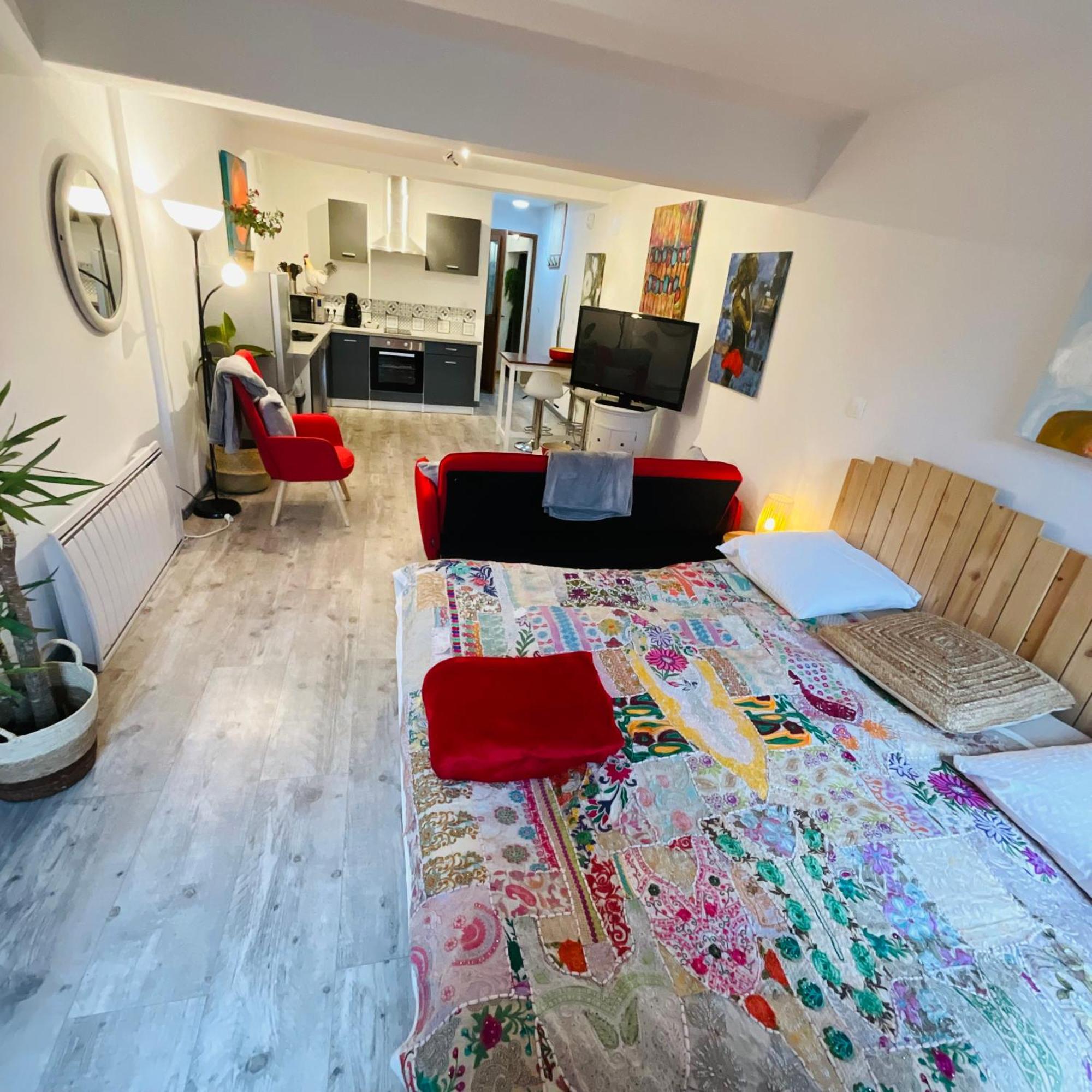 Hote Labyrinthe Lit 180 Cm Salle De Bain, Petit Dej Compris Mirepoix  Exterior photo