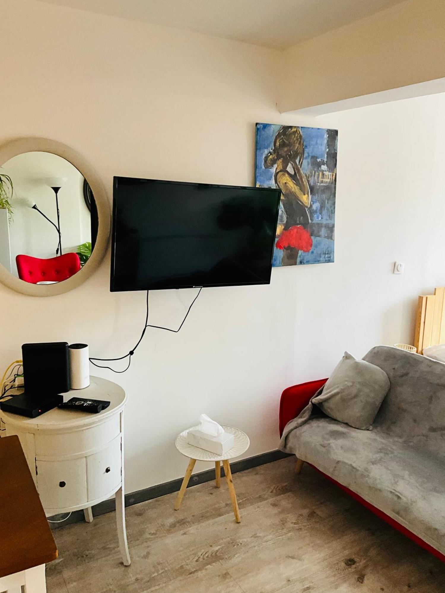 Hote Labyrinthe Lit 180 Cm Salle De Bain, Petit Dej Compris Mirepoix  Exterior photo